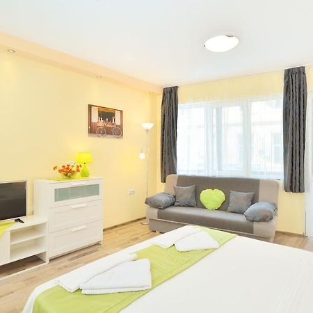 Central Studio 1 Burgas City Eksteriør billede