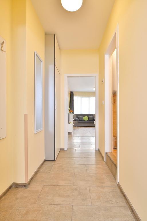 Central Studio 1 Burgas City Eksteriør billede